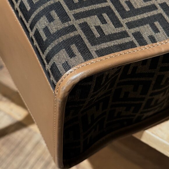 Fendi Sunshine Medium FF Jacquard Tote Bag - Picture 11 of 16